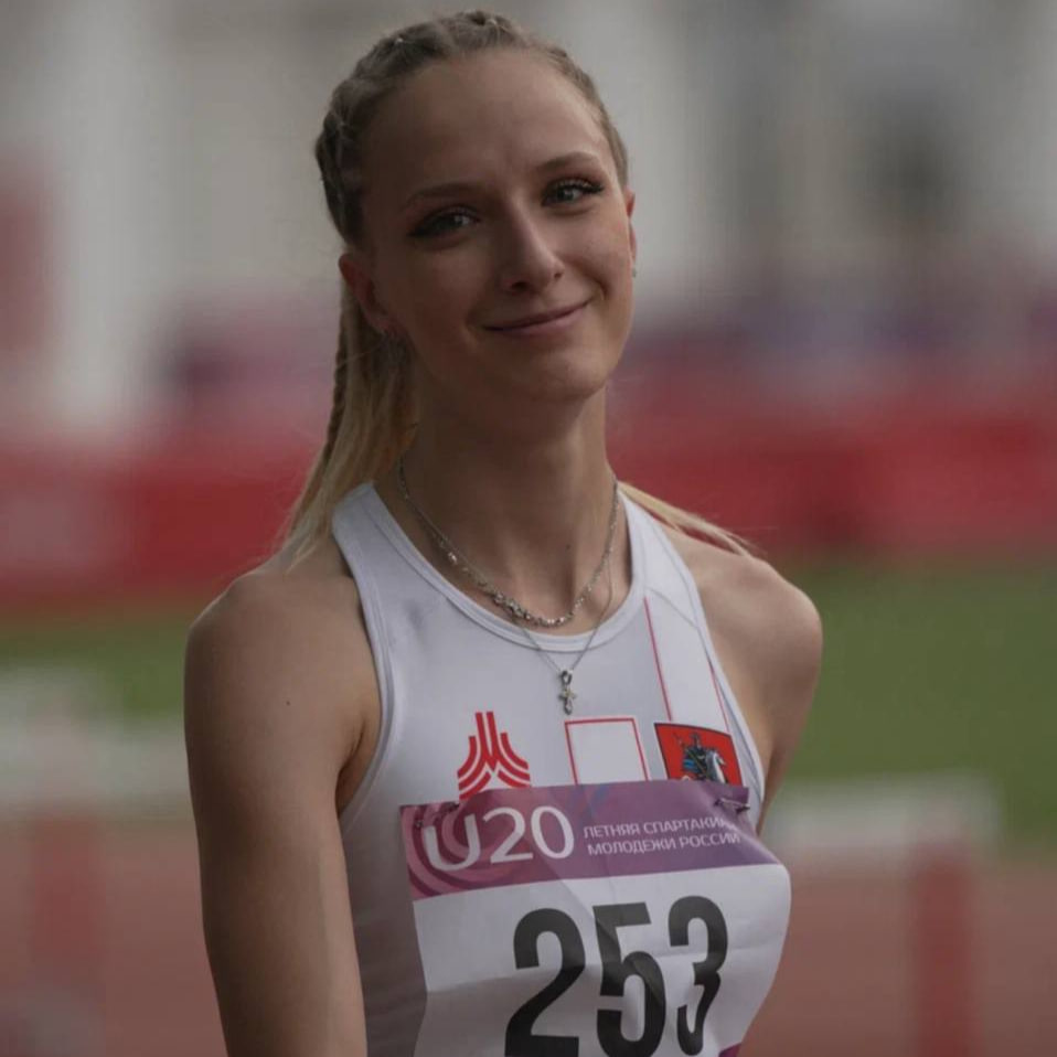 chempionka-rossii-v-trojnom-pryzhke-anastasiya-kobylyanskih-novyj-ambassador-ligi-dobra