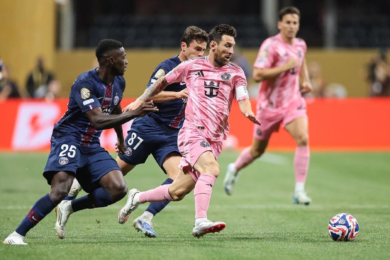«ПСЖ» разгромил «Интер Майами» и вышел в четвертьфинал КЧМ-2025